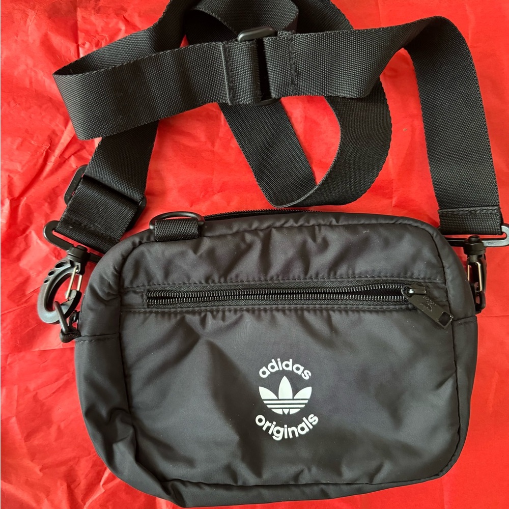 Adidas crossbody